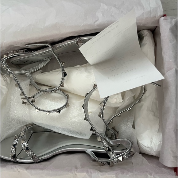 Valentino sandals new with tags ! Silver with rock studs